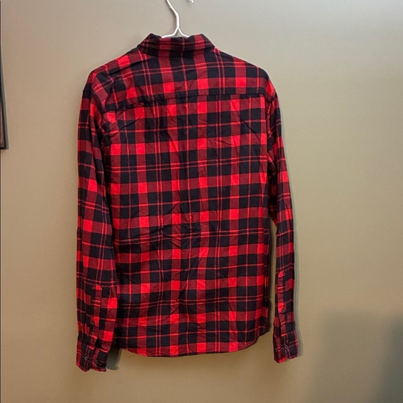 Banana Republic Men's Red and Black Checkered Shirt - Picture 7 of 11